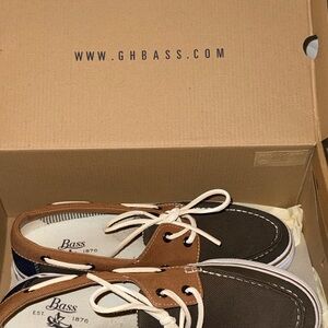 G.H. Bass & Co. Men's Brown and Black Boat Shoes